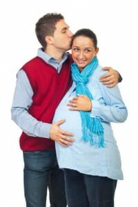 Assurance-vie temporaire pour Parents Jeune parents attendant leur premier enfant