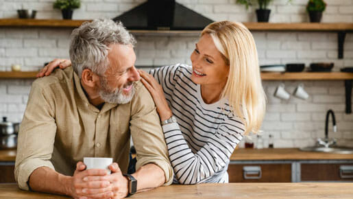 Couple qui a obtenu une assurance vie rapide